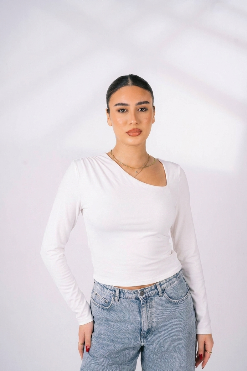 Shouolder of Everyday essential top