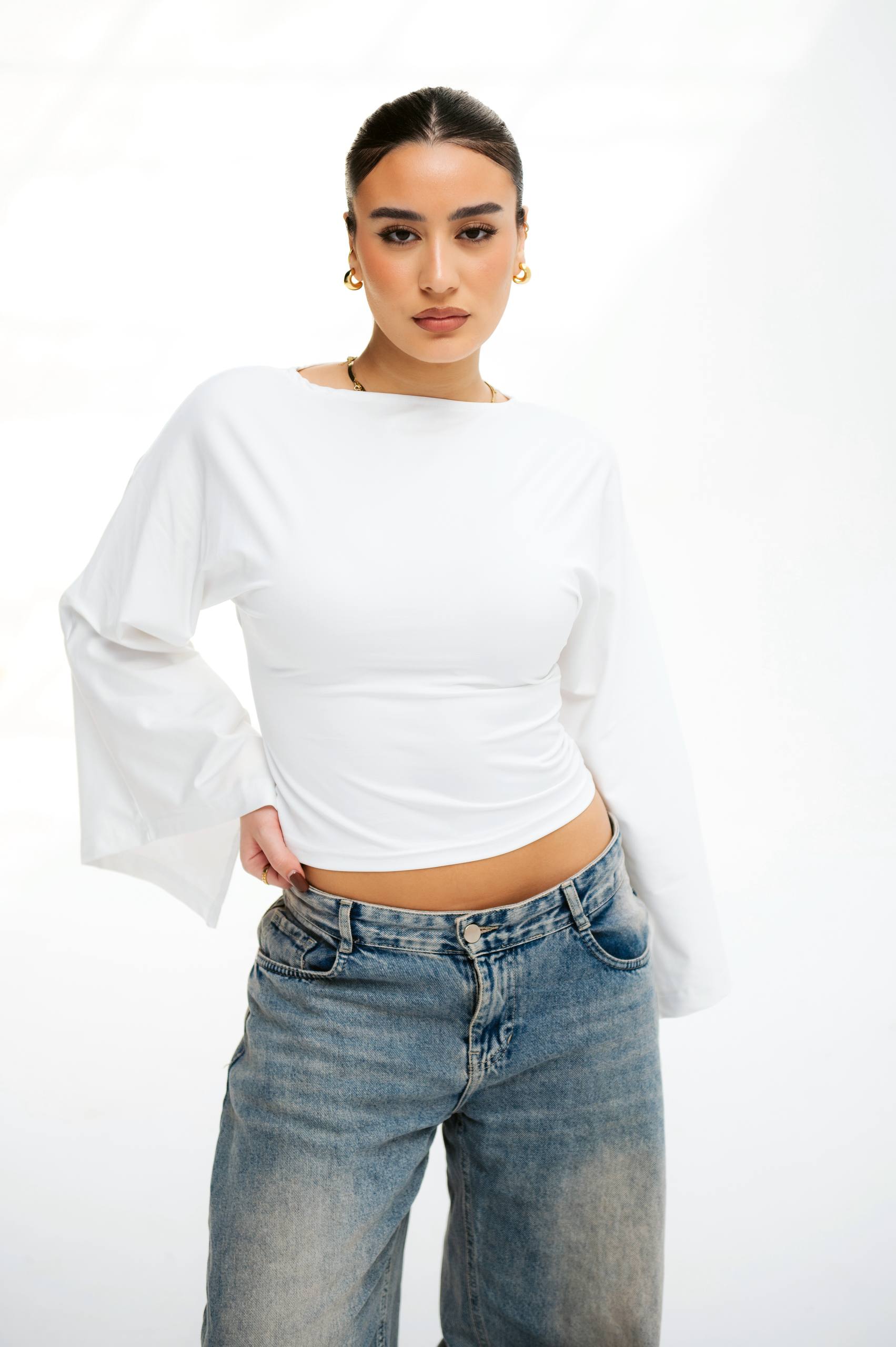 Bell-Sleeve Statement everyday essential Top