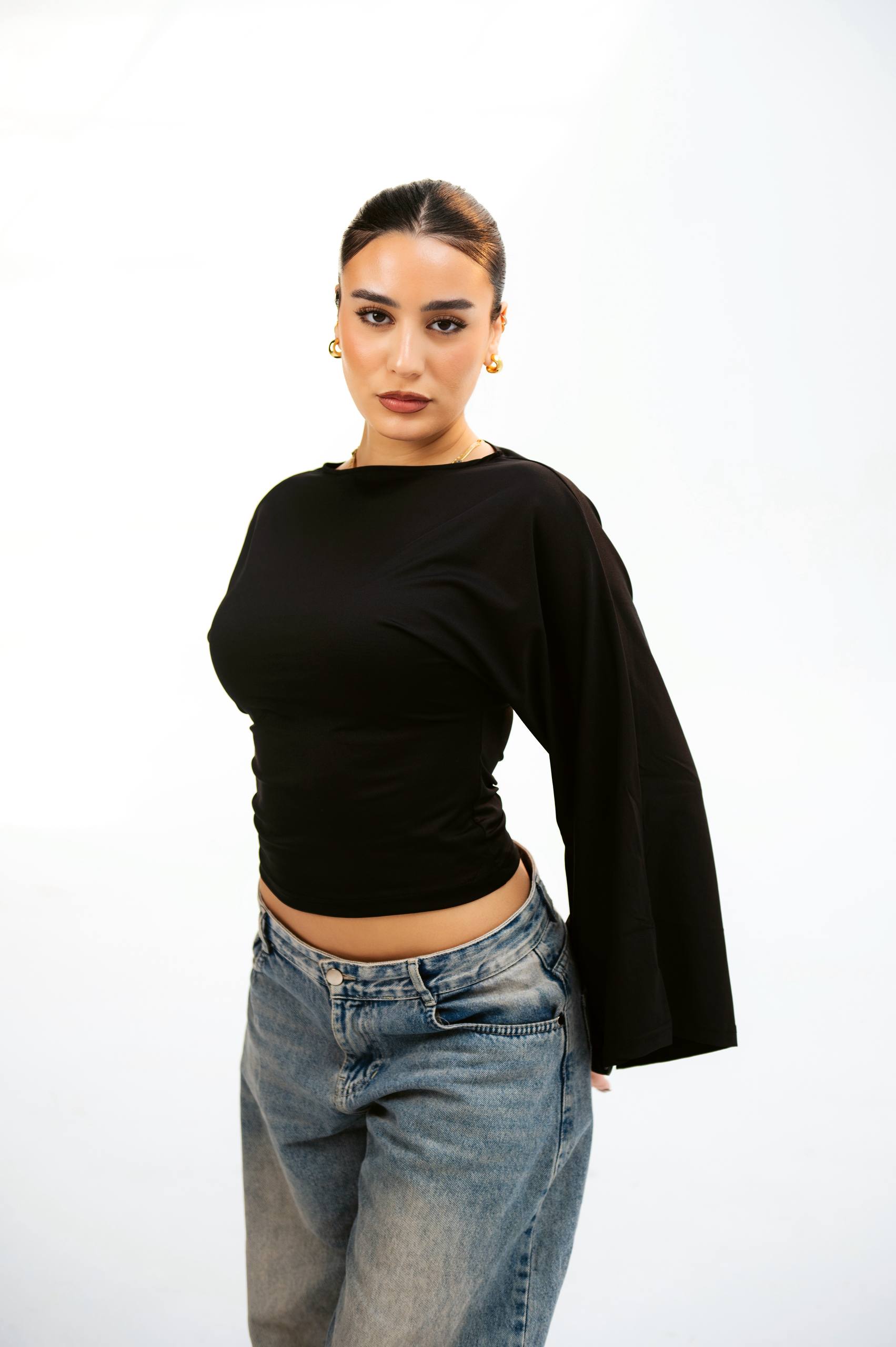 Bell-Sleeve Statement everyday essential Top